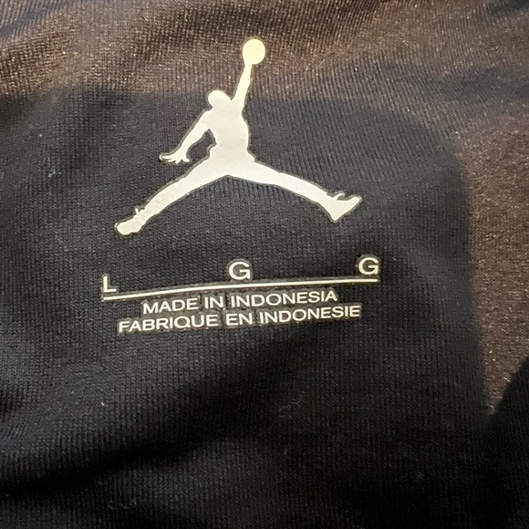 Jordan Men's Long Sleeve insulated shirt Michigan - Picture 3 of 3